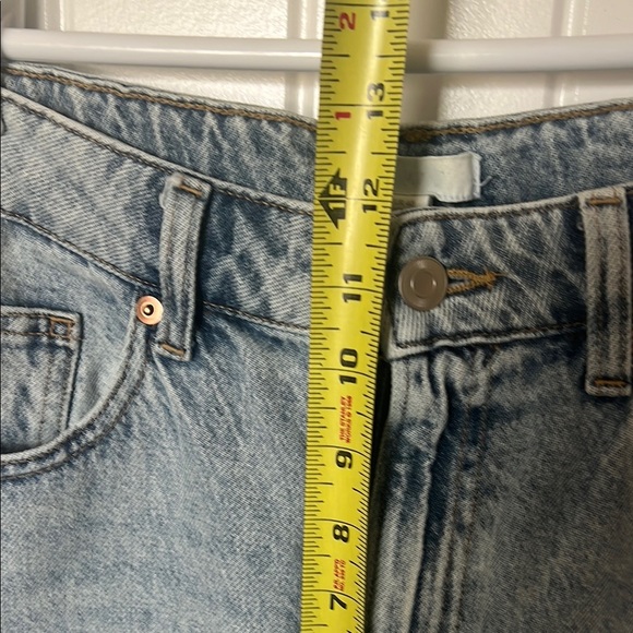 H&M Light Blue Straight Leg Jeans - Picture 5 of 10